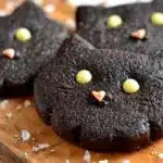 black cat sugar cookies - featured image